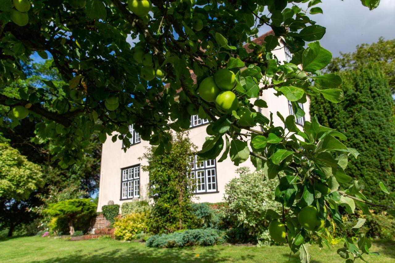 Pounce Hall -Stunning Historic Home In Rural Essex Saffron Walden Exteriör bild