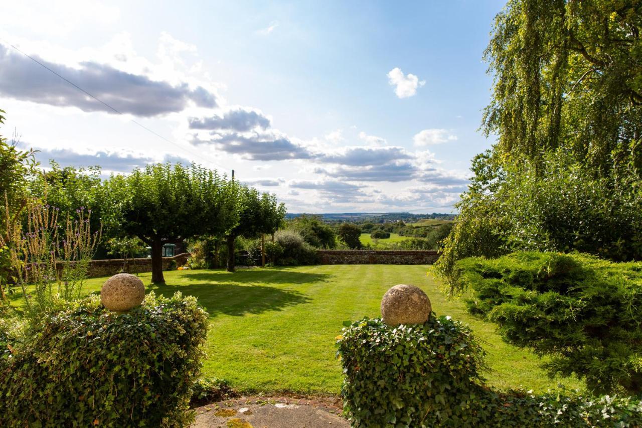 Pounce Hall -Stunning Historic Home In Rural Essex Saffron Walden Exteriör bild