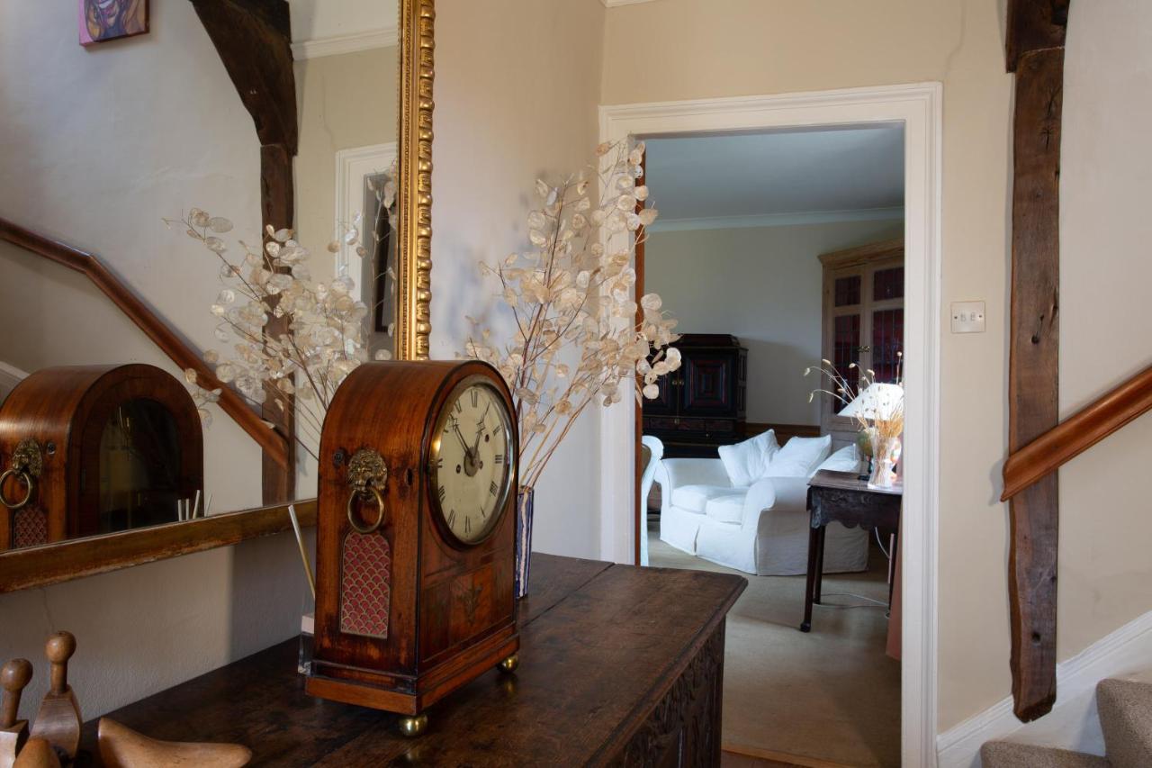 Pounce Hall -Stunning Historic Home In Rural Essex Saffron Walden Exteriör bild