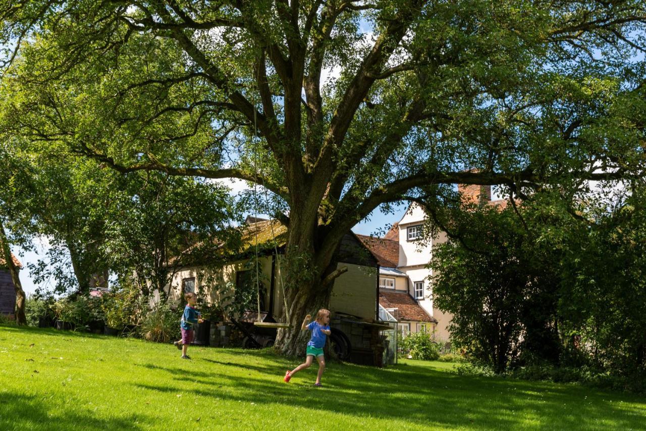 Pounce Hall -Stunning Historic Home In Rural Essex Saffron Walden Exteriör bild