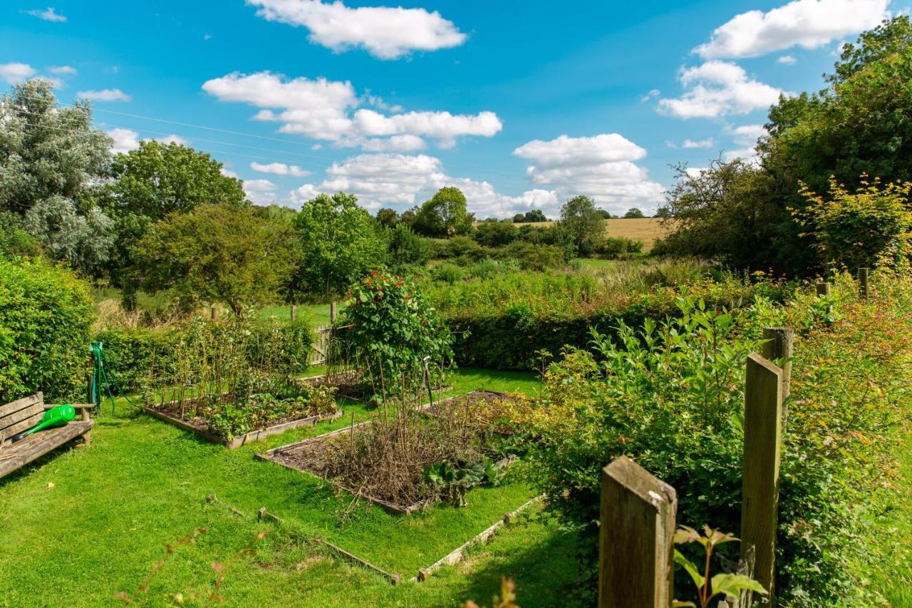 Pounce Hall -Stunning Historic Home In Rural Essex Saffron Walden Exteriör bild
