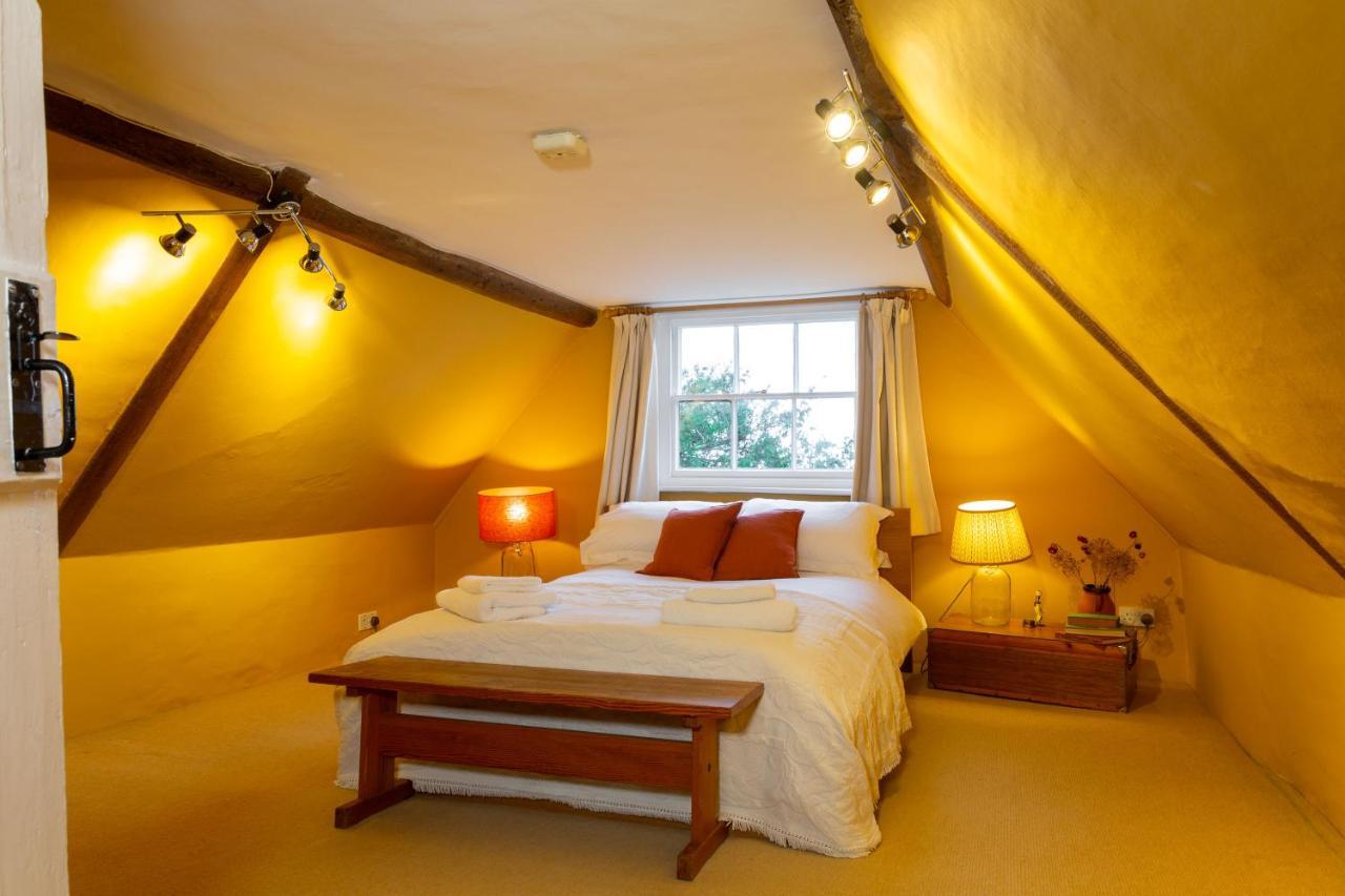 Pounce Hall -Stunning Historic Home In Rural Essex Saffron Walden Exteriör bild